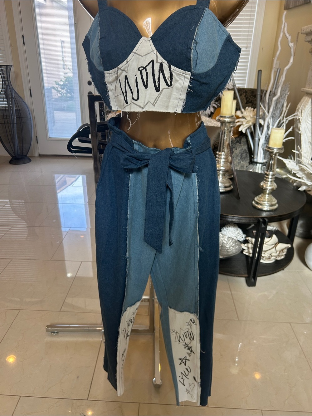 L'ATISTE Two-Tone Blue Patchwork Straight-Leg Jeans with Tie Belt